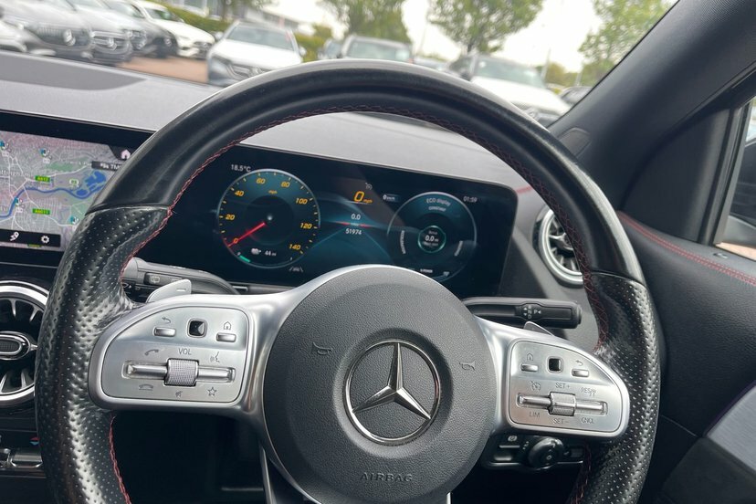 Mercedes-Benz EQA Suv Eqa 250 66.5Kwh Amg Line 202171 Black #16
