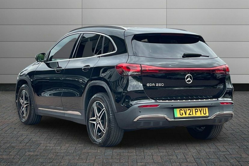 Mercedes-Benz EQA Suv Eqa 250 66.5Kwh Amg Line 202171 Black #2