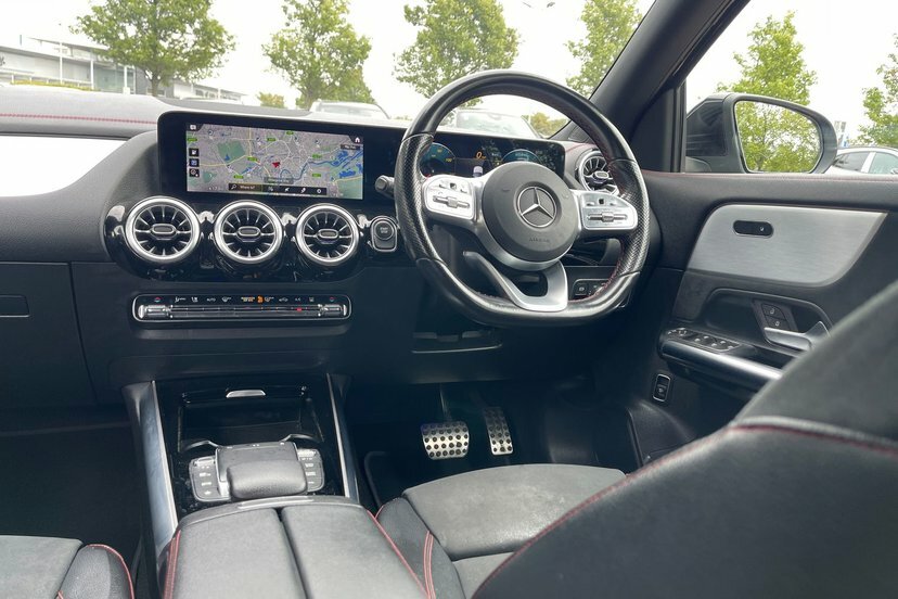 Mercedes-Benz EQA Suv Eqa 250 66.5Kwh Amg Line 202171 Black #30