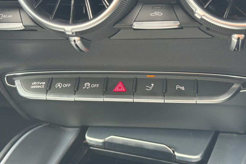 Audi TT 45 Tfsi Sport S Tronic 2019 Grey #45