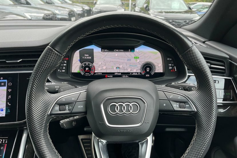 Audi Q8 Sq8 Tfsi Quattro Black Edition Tiptronic Black #21