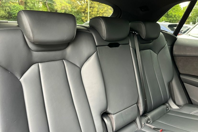 Audi Q8 Sq8 Tfsi Quattro Black Edition Tiptronic Black #23