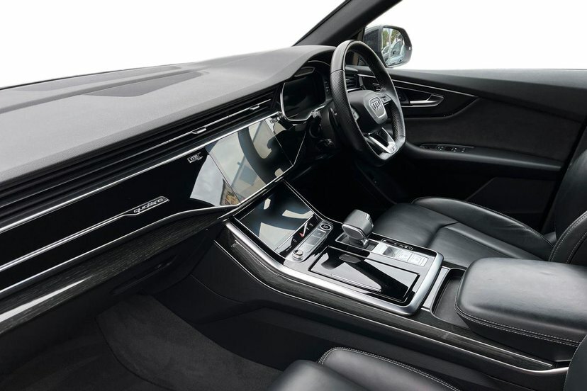 Audi Q8 3.0 Tdi V6 50 Black Edition Suv Tiptron Black #2