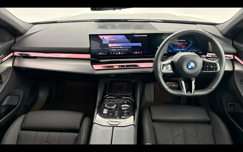 BMW i5 I5 Edrive40 M Sport Pro Touring Black #4