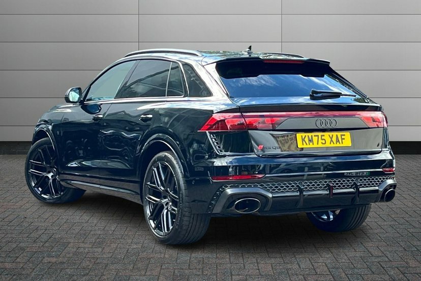 Audi RSQ8 4.0 Tfsi V8 Performance Carbon Black Suv Petro Black #3