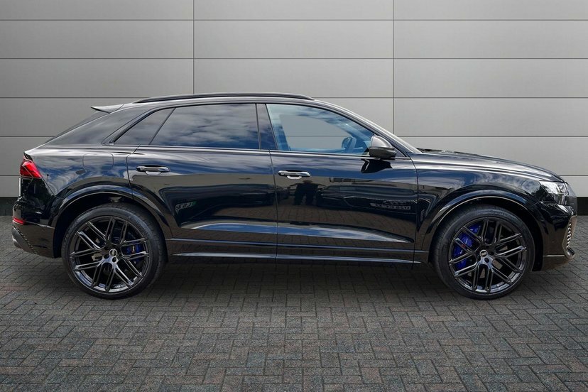 Audi RSQ8 4.0 Tfsi V8 Performance Carbon Black Suv Petro Black #4