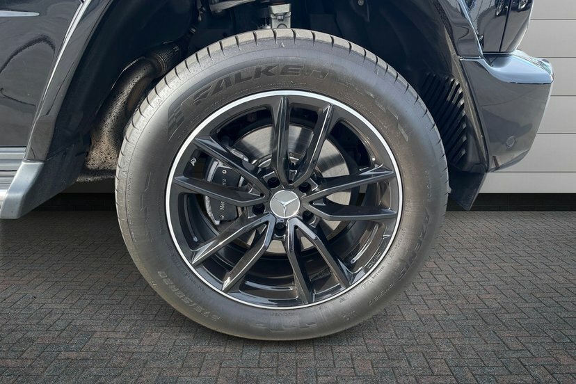 Mercedes-Benz G Class 3.0 G450dh Mhev Amg Line Premium Plus Suv Di Black #4