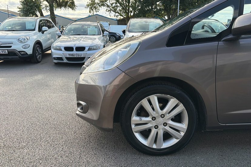 Honda Jazz Jazz I-vtec Ex Cvt Grey #17