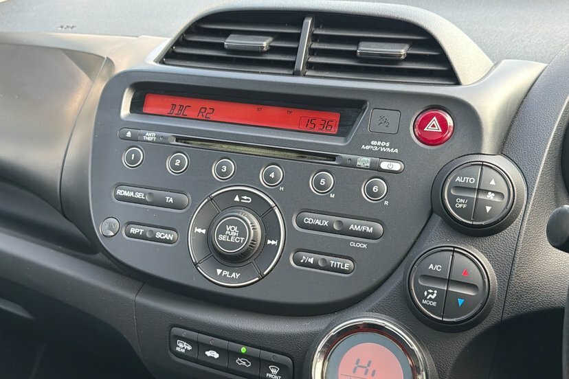 Honda Jazz Jazz I-vtec Ex Cvt Grey #40
