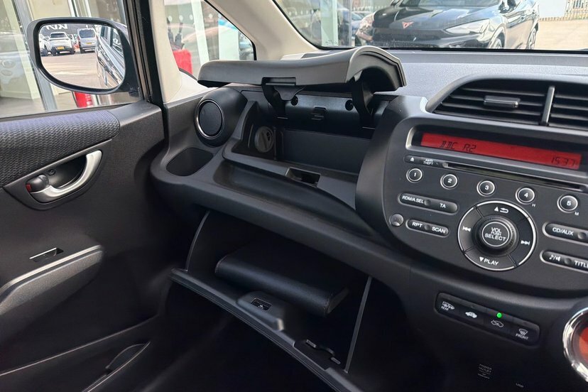 Honda Jazz Jazz I-vtec Ex Cvt Grey #43