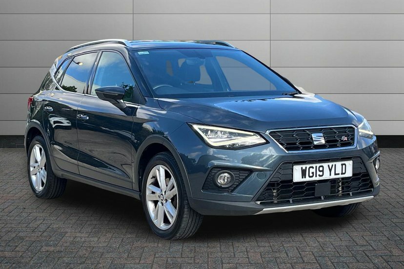 Seat Arona 1.0 Tsi Gpf Fr Suv 115 Ps Black