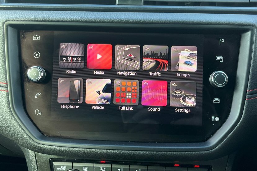 Seat Arona 1.0 Tsi 115 Se Technology Ez Dsg Red #32
