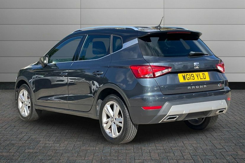 Seat Arona 1.0 Tsi Gpf Fr Suv 115 Ps Black #3