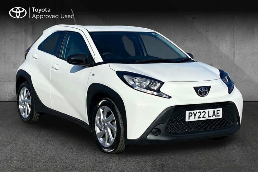 Toyota Aygo X 1.0 Vvt-i Pure Hatchback 72 Ps White