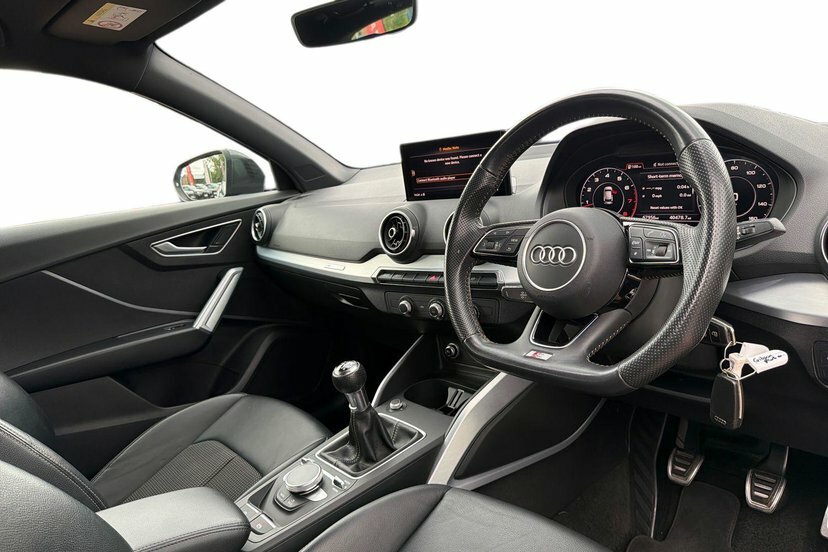 Audi Q2 1.4 Tfsi Cod S Line Suv 150 Ps Grey #6