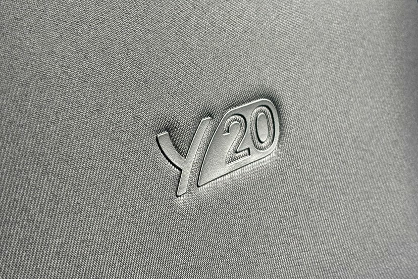 Toyota Yaris Design White #26