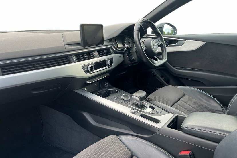 Audi A5 2.0 Tfsi S Line Coupe S Tronic 190 Ps White #2