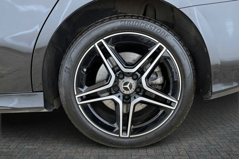Mercedes-Benz A Class A180 Amg Line Premium Plus Night Edition Grey #4