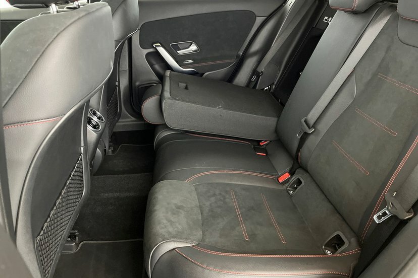 Mercedes-Benz A Class A180 Amg Line Premium Plus Night Edition Grey #40