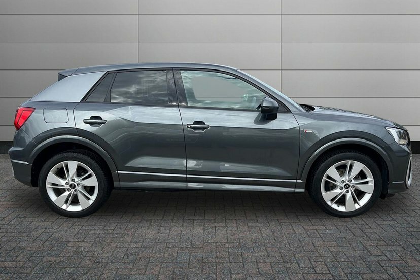 Audi Q2 1.5 Tfsi Cod 35 S Line Suv S Tronic 15 Grey #4