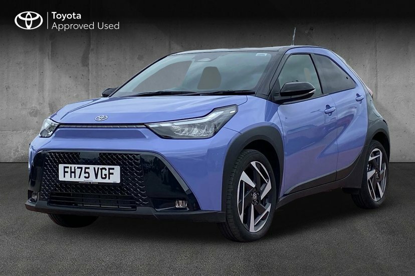 Toyota Aygo X 1.5H 49Kwh Design Hatchback Hybrid Cvt Blue #3