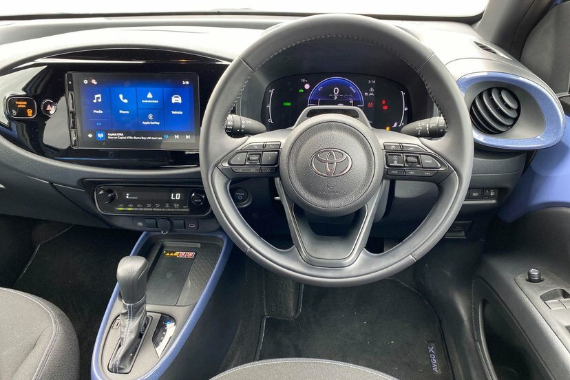 Toyota Aygo X 1.5H 49Kwh Design Hatchback Hybrid Cvt Blue #6