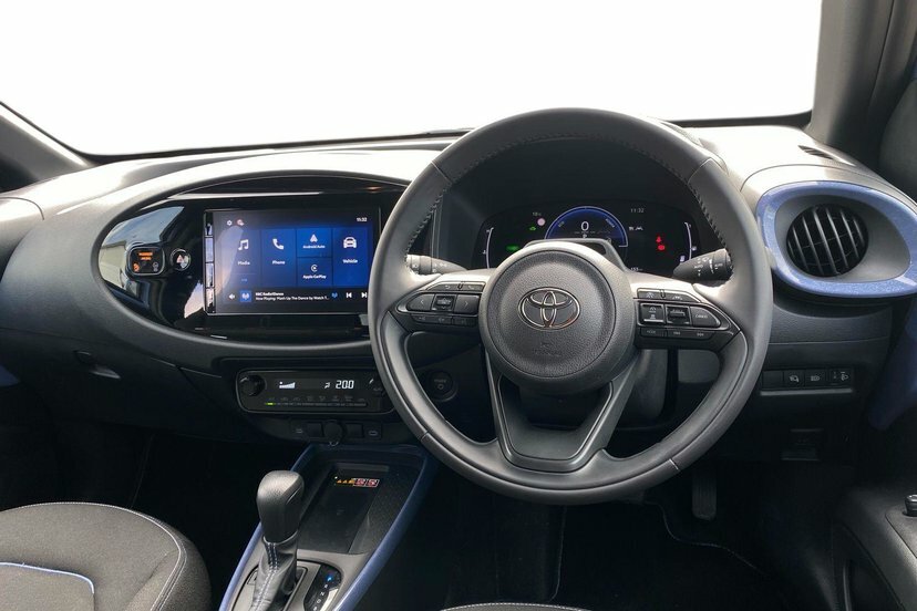 Toyota Aygo X 1.5H 49Kwh Design Hatchback Hybrid Cvt  #6