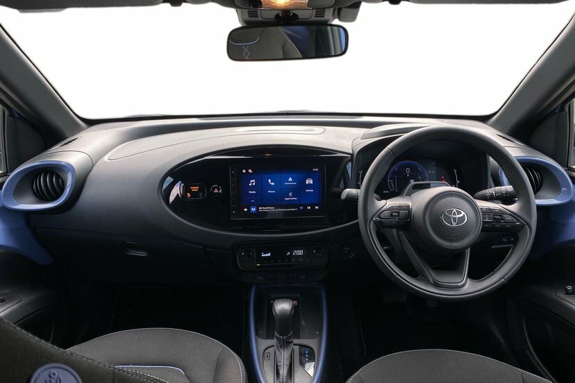 Toyota Aygo X 1.5H 49Kwh Design Hatchback Hybrid Cvt  #5