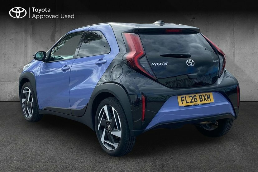 Toyota Aygo X 1.5H 49Kwh Design Hatchback Hybrid Cvt  #4