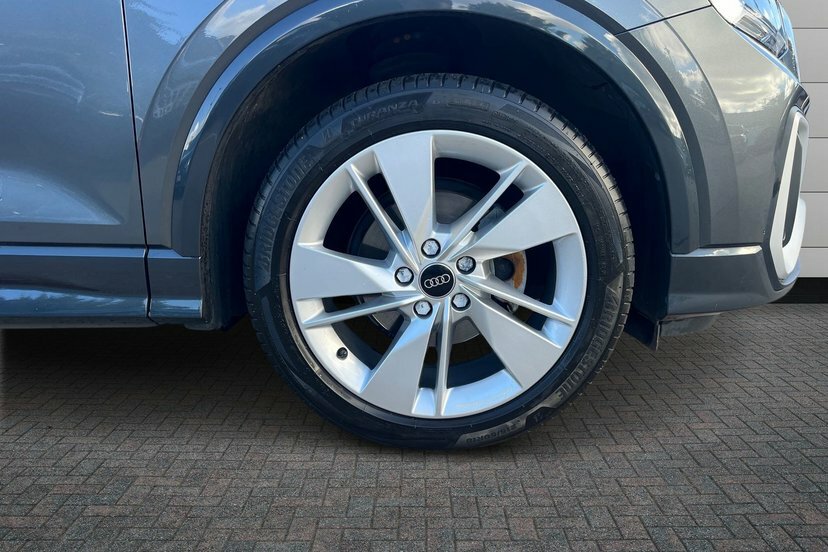 Audi Q2 1.5 Tfsi Cod 35 S Line Suv S Tronic 15 Grey #5
