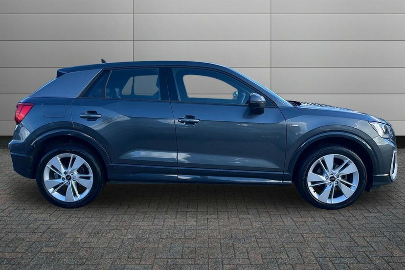 Audi Q2 1.5 Tfsi Cod 35 S Line Suv S Tronic 15 Grey #4