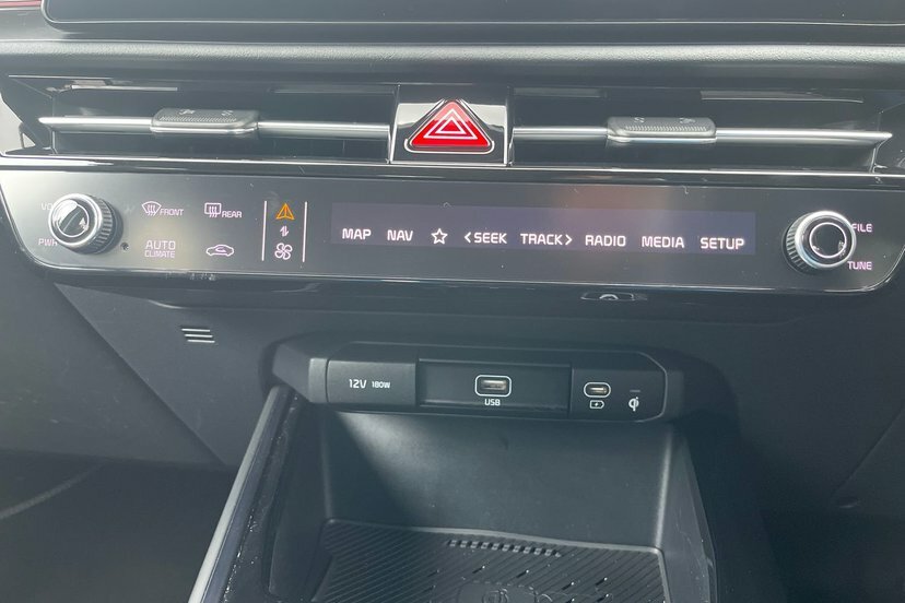 Kia e-Niro 64.8Kwh 4 Suv 201 Bhp Red #33