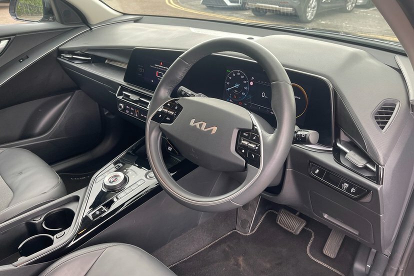 Kia e-Niro 64.8Kwh 4 Suv 201 Bhp Red #27