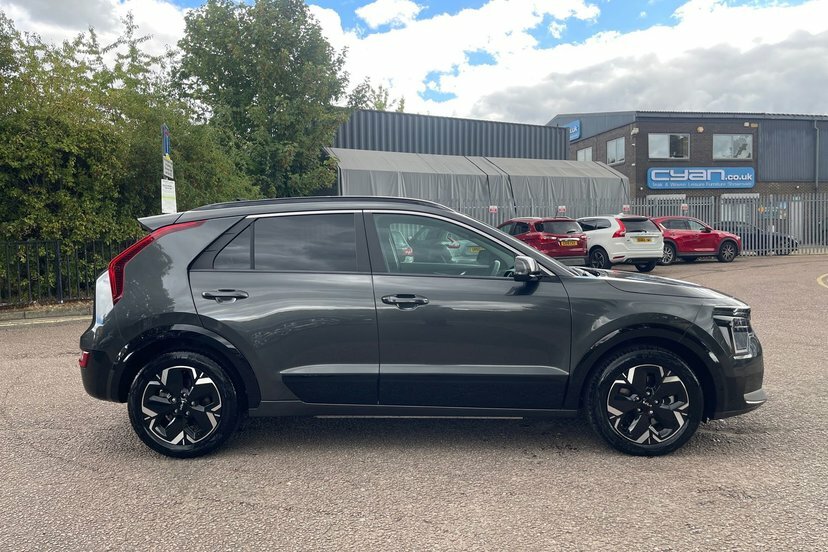Kia e-Niro 64.8Kwh 4 Suv 201 Bhp Red #16