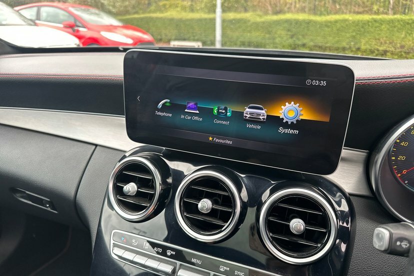 Mercedes-Benz C Class C250d Amg Line Premium 2018 Black #22