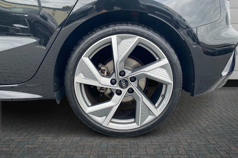Audi A3 1.5 Tfsi Black Edition Sportback S Tron Black #5