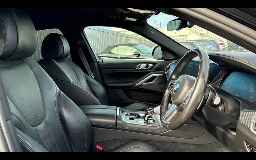 BMW X6 Xdrive40d M Sport White #11