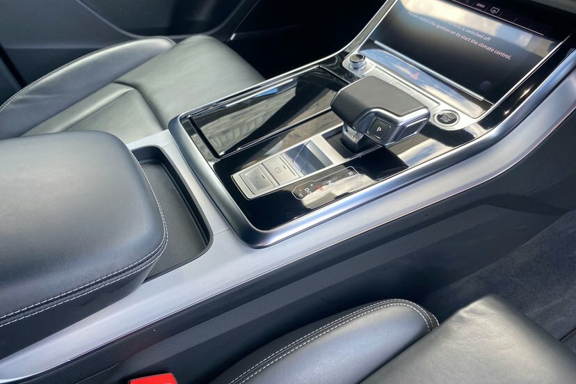 Audi Q8 55 Tfsi Quattro Black Edition Tiptronic Grey #27
