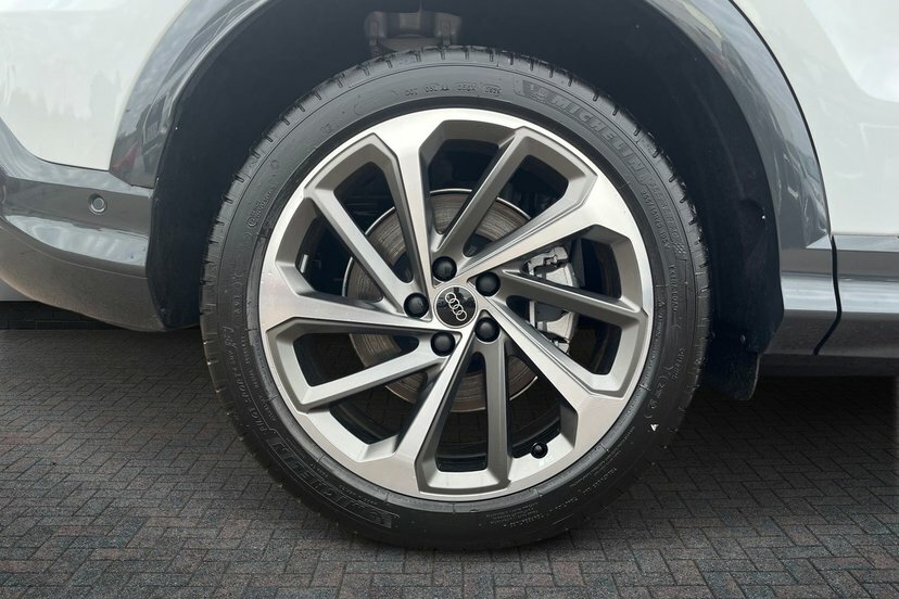 Audi Q5 2.0 Tdi S Line Sportback S Tronic Quatt White #5