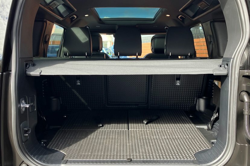 Land Rover Defender 110 3.0 D350 X-dynamic Hse 110 Black #10