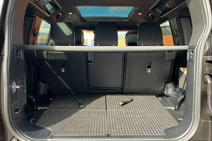 Land Rover Defender 110 3.0 D350 X-dynamic Hse 110 Black #49
