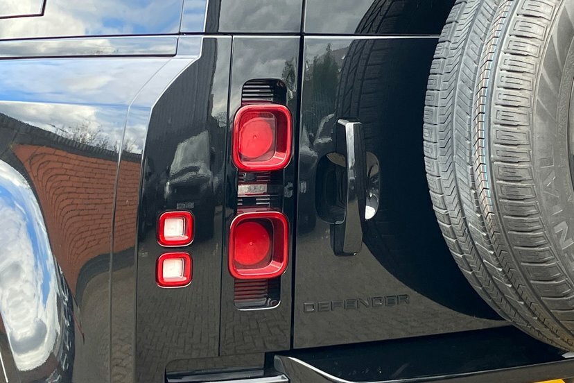 Land Rover Defender 110 D300 Mhev X-dynamic Hse Black #19