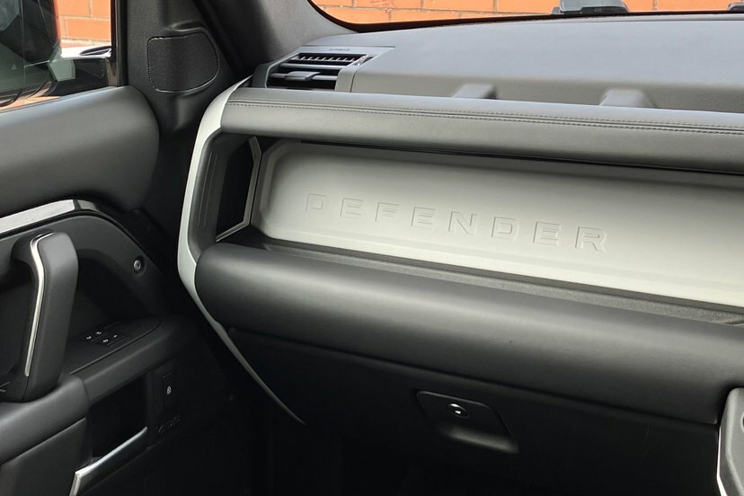 Land Rover Defender 110 D300 Mhev X-dynamic Hse Black #40