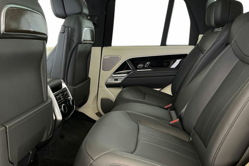 Land Rover Range Rover 3.0 P460e 38.2Kwh Suv Plu Black #4