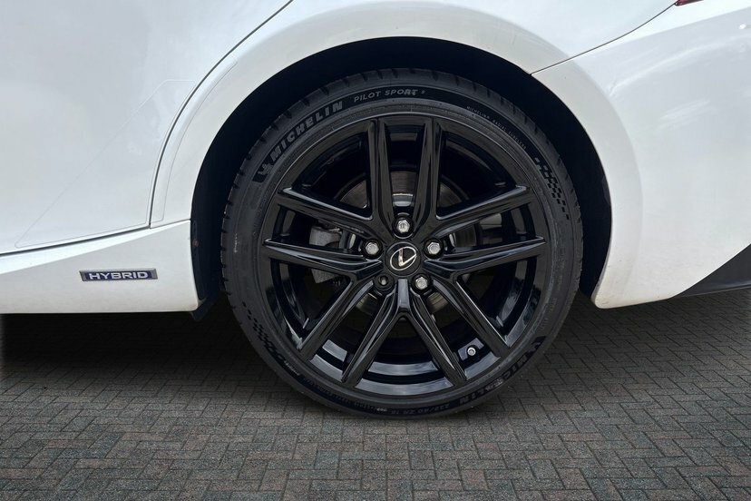 Lexus IS 2.5 300H F Sport Saloon Hybrid E-cvt Eu White #5
