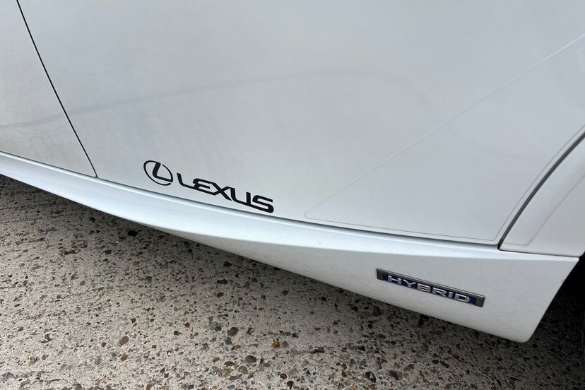 Lexus IS Saloon 2.5 Luxury E-cvt Euro 5 Ss 201363 Silver #16