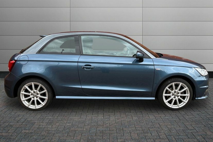 Audi A1 1.4 Tfsi Cod S Line Hatchback 1 Blue #4