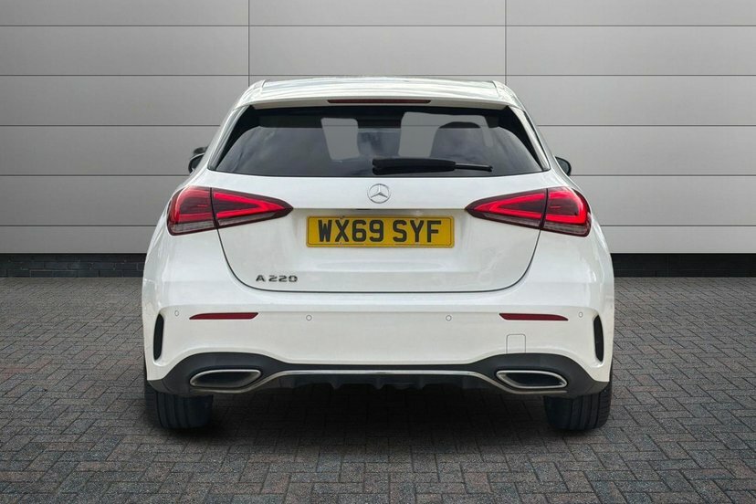 Mercedes-Benz A Class 1.3 A 180 Se 135 Bhp Red #12