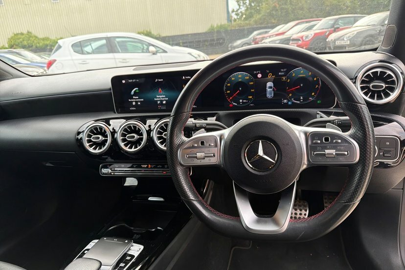 Mercedes-Benz A Class 1.3 A 180 Se 135 Bhp Red #17