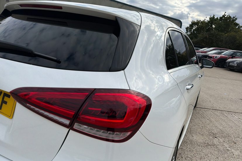 Mercedes-Benz A Class 1.3 A 180 Se 135 Bhp Red #34